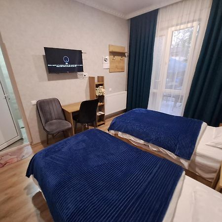 Guest House "Akhaltsikhe" エクステリア 写真